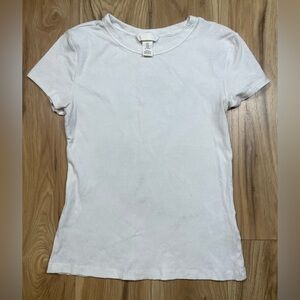 H&M White Crew Neck Ribbed Tee Gently Used